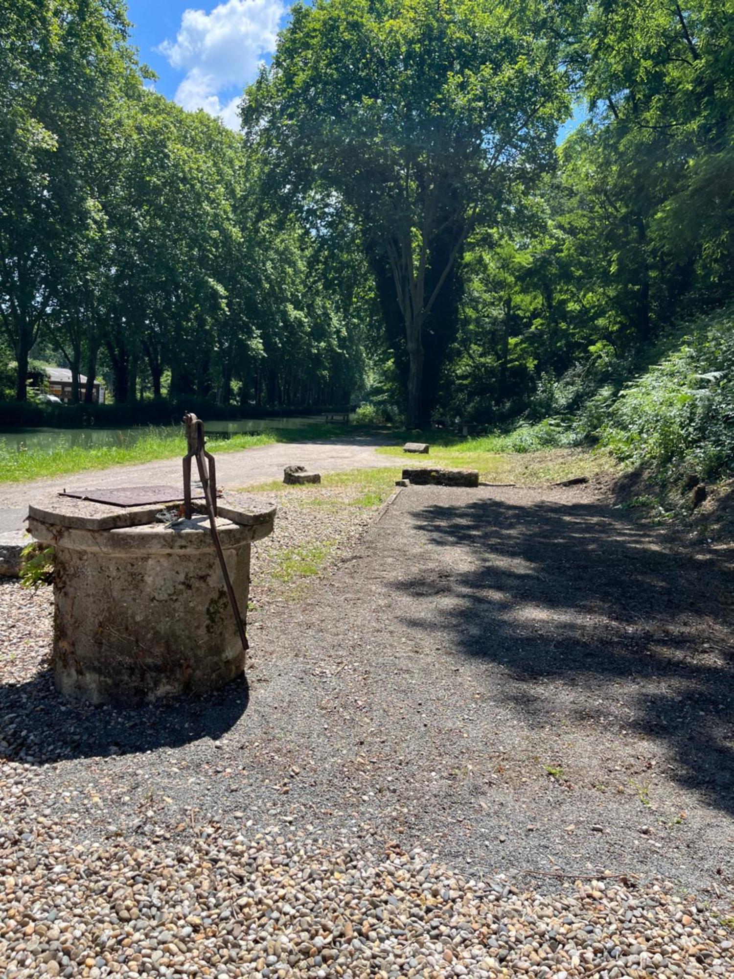 Gite Le Coup De Pompe Ecluse 47 Meilhan-sur-Garonne Buitenkant foto